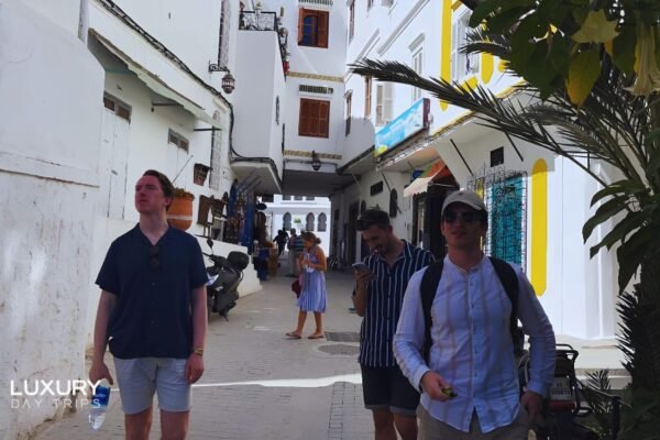 From Marbella: Luxury 2-Day Trip to Tangier & Chefchaouen